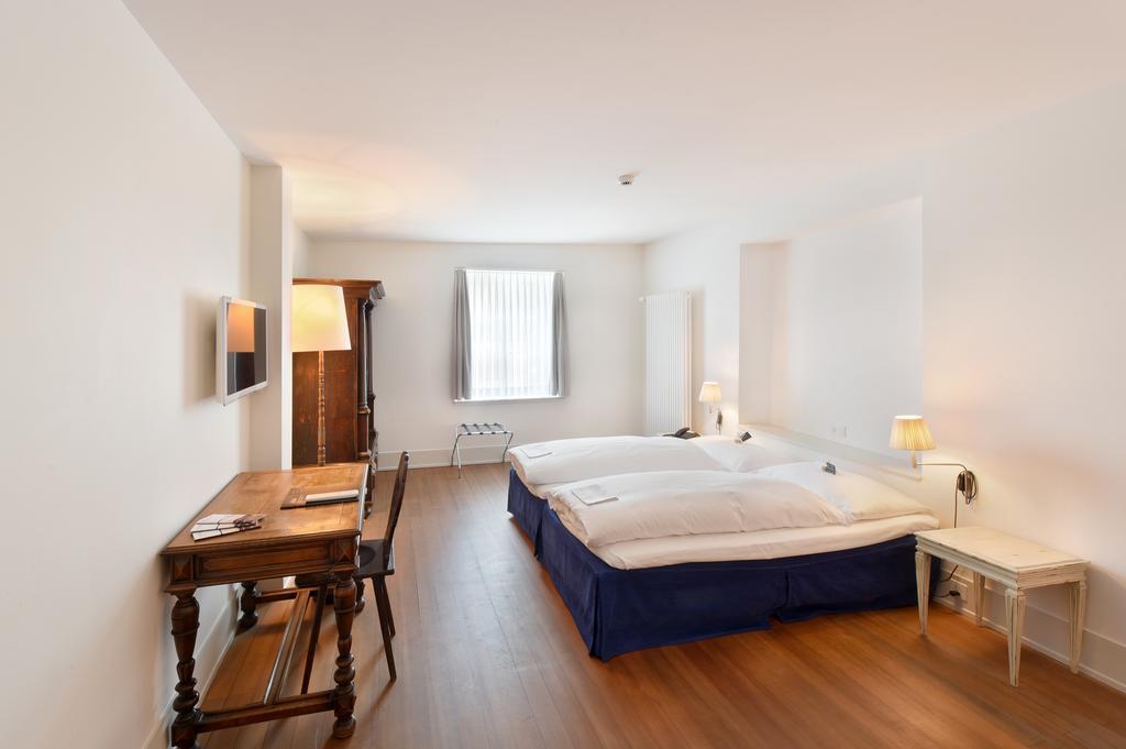 Hotel Im Schlosspark Binningen Экстерьер фото